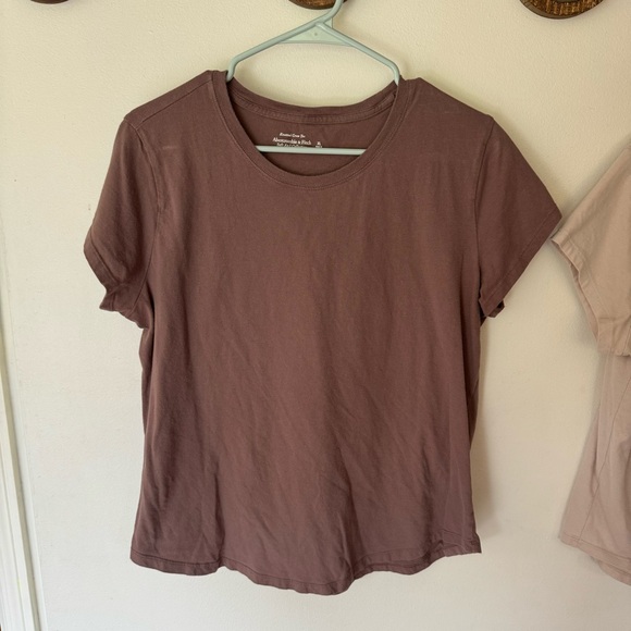 Abercrombie and fitch knotted crew tee bundle of 2 size XL - Picture 4 of 8